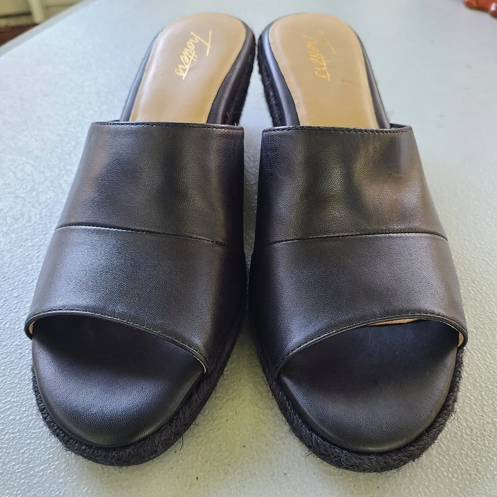 Trotters signature black wedges‎ T1903-001 9.5N
